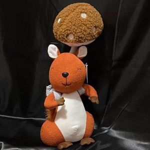NWT ADORABLE SQUIRREL & MUSHROOM DECORATION / DECOR ~POSSIBLE DOORSTOP / STOPPER